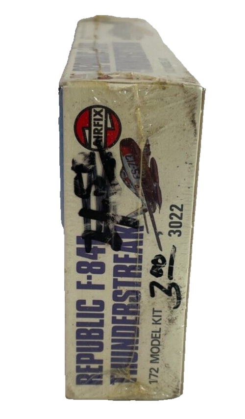 1975 Airfix Republic F-84F Thunderstreak Model Kit 1/72 Scale Factory Sealed Vtg