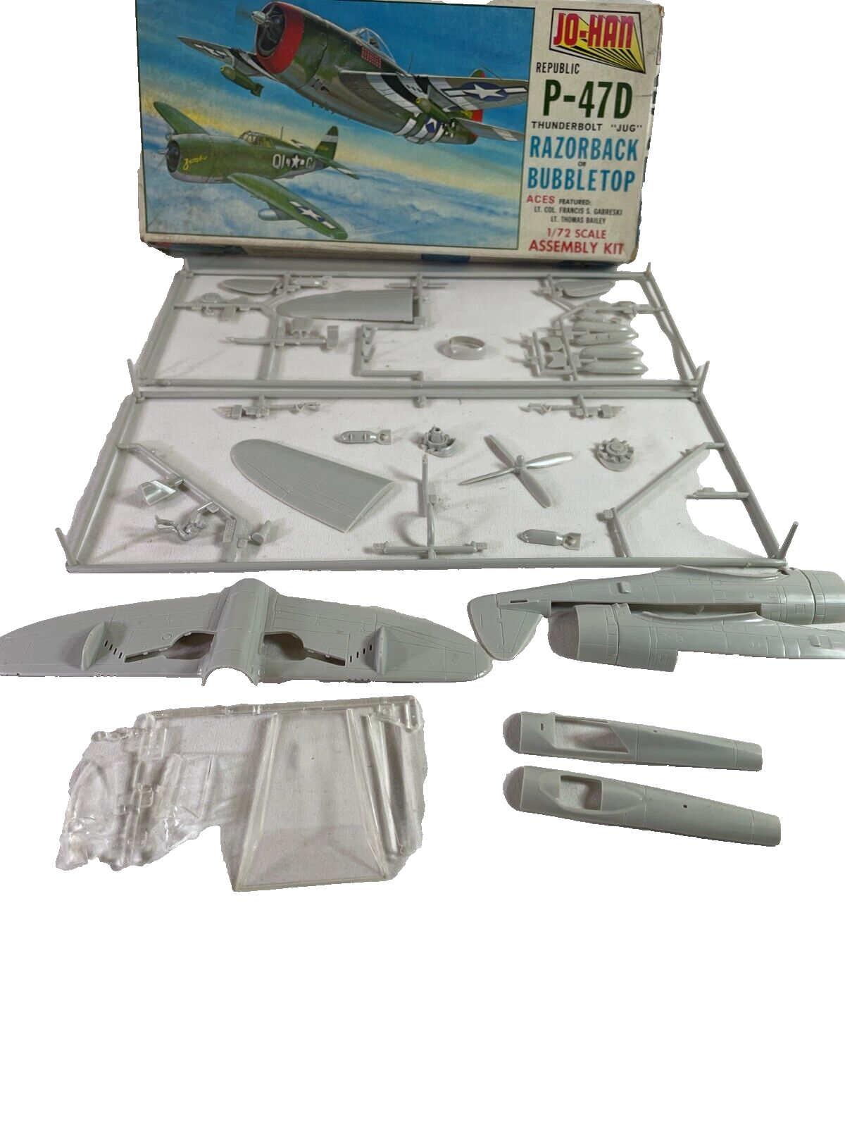 Vintage JO-HAN P-47D Thunderbolt "JUG" 1/72 Model Kit WWII Ace Pilot #1220