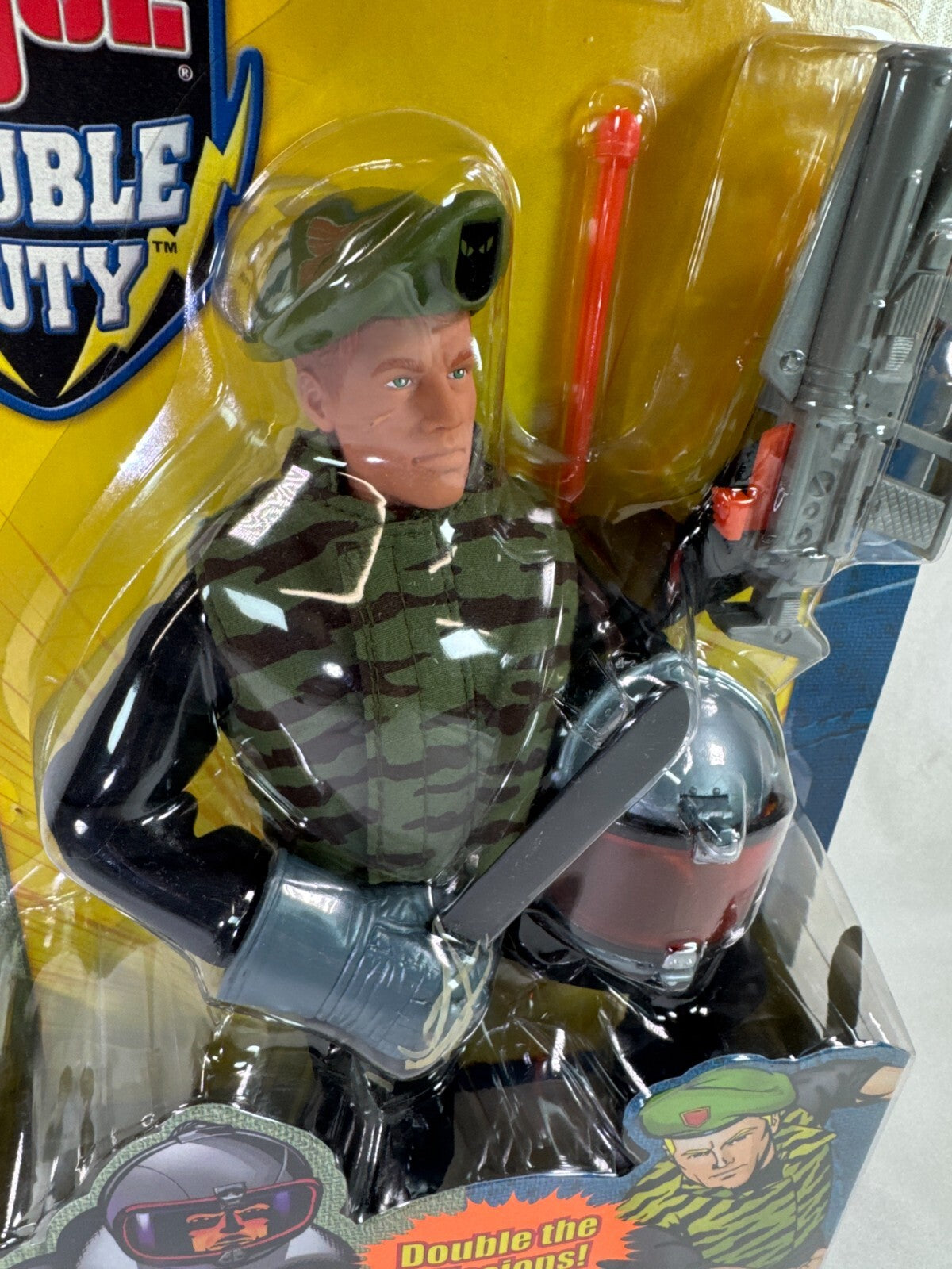 GI Joe Jungle Shield Double Duty 12" Action Figure Hasbro 2001 Harpoon Blaster