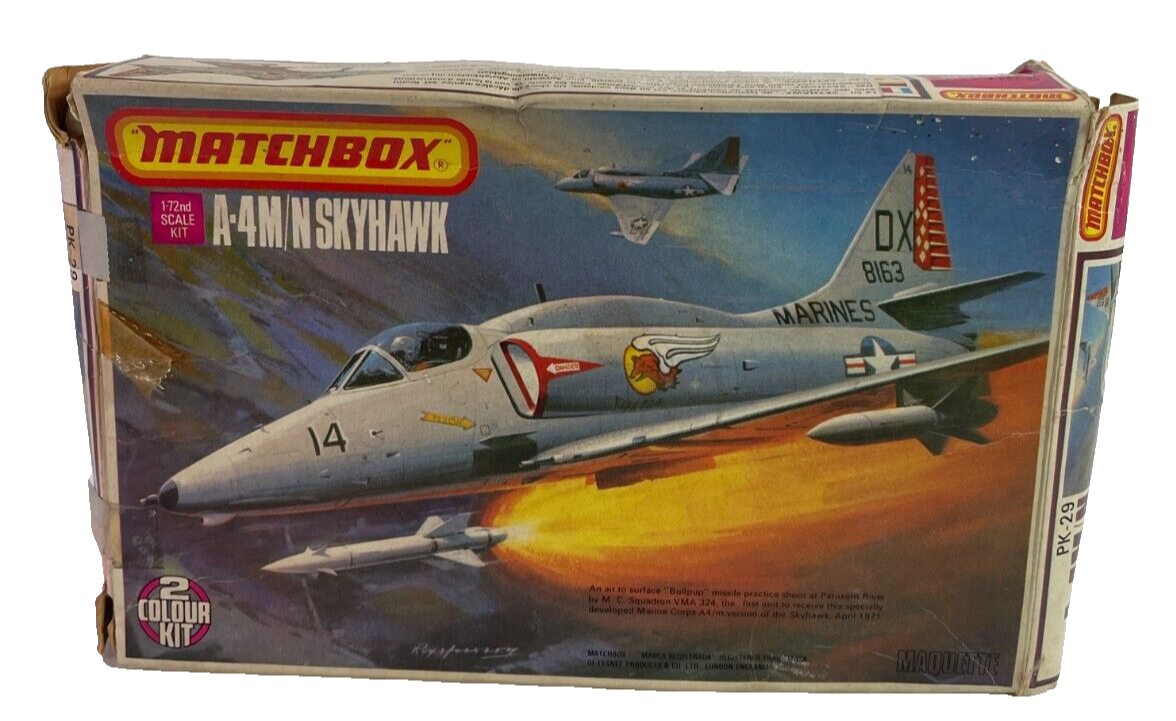 Vtg 1976 Matchbox A-4M/N Skyhawk 1/72 Scale Model Kit PK-29 Open Box 2073