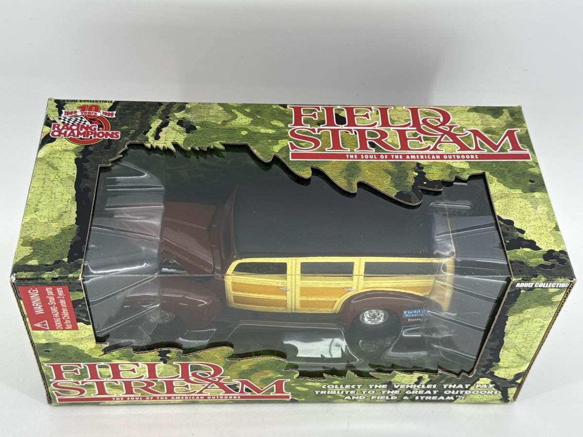 Racing Champions Field & Stream 1940 Ford Woody Wagon 1:24 Diecast Car