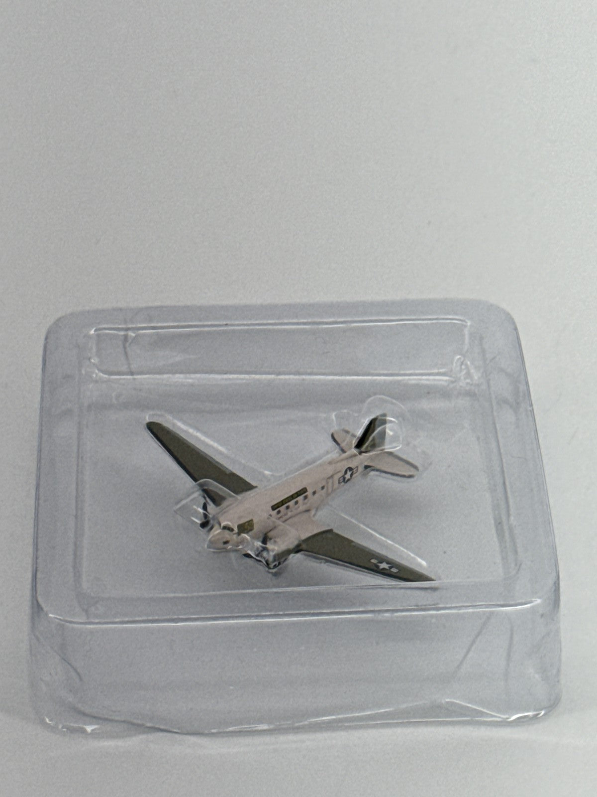 Herpa Wings Douglas C-47 Fassberg Flyer 1:500 Berlin Airlift USAF 511377