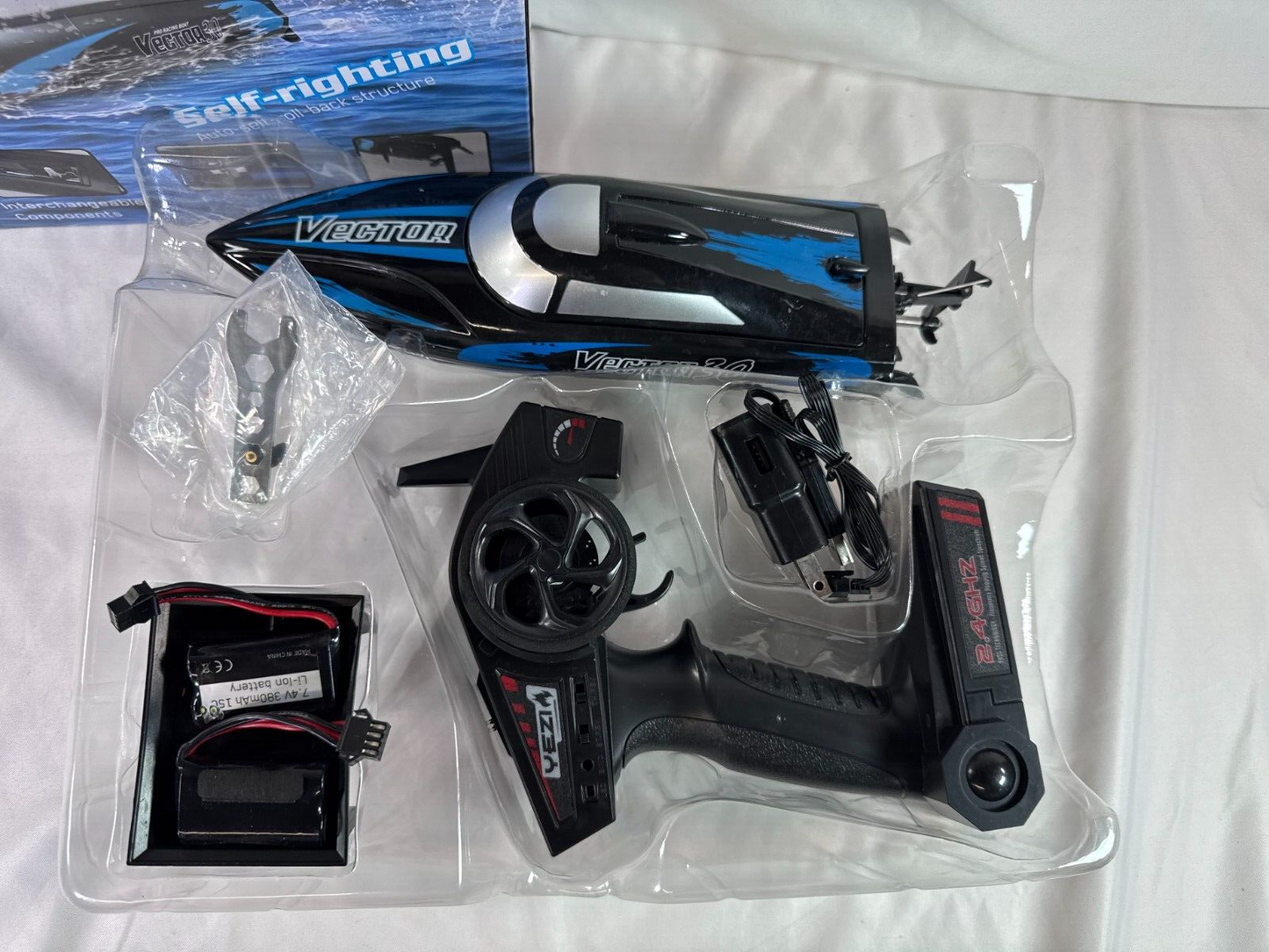 YEZU Vector 30 Pro RC Racing Boat 30KPH Self-Righting Black Blue RTR X0023