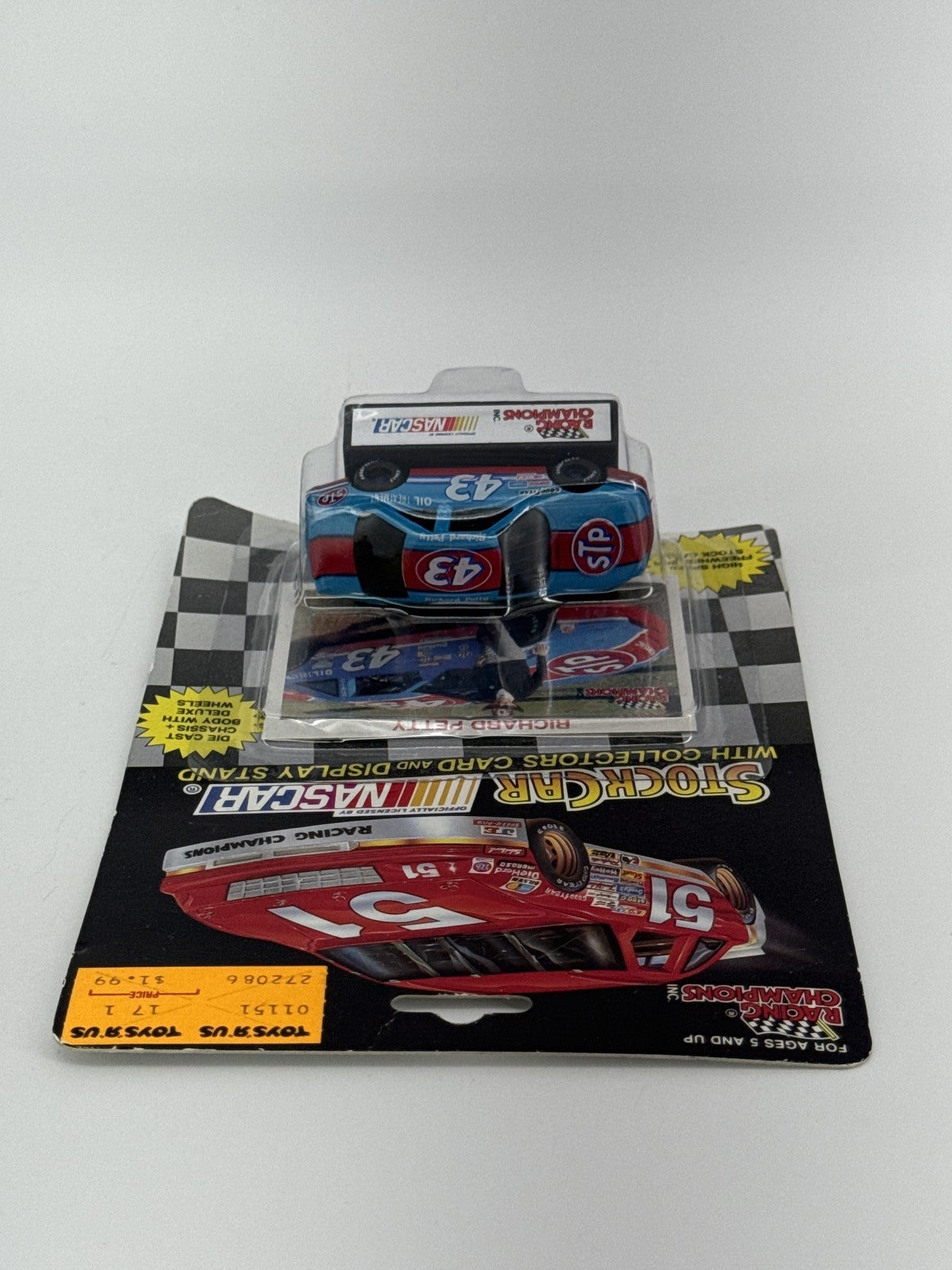 1991 Racing Champions NASCAR #43 Richard Petty Stock Car w/Card & Stand