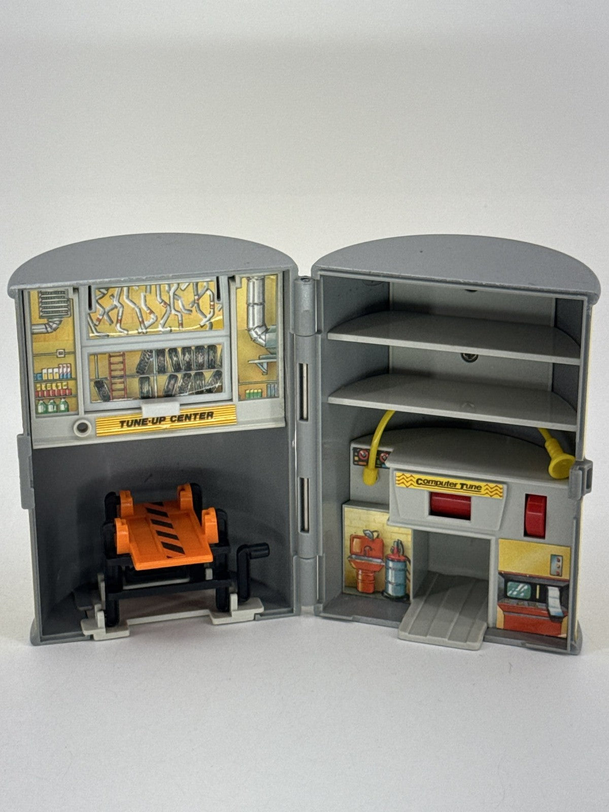 Vtg 1989 Galoob Micro Machines Secret Auto Supplies Motor Oil Can Playset