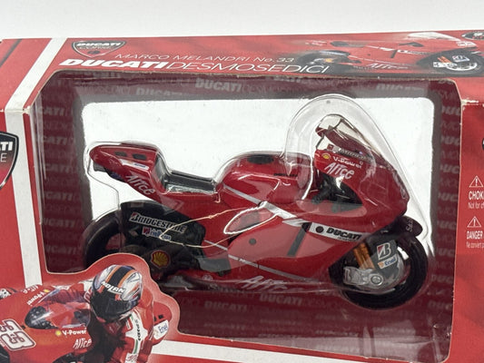 Maisto 1:18 Ducati Desmosedici Marco Melandri #33 Diecast MotoGP Bike 31567