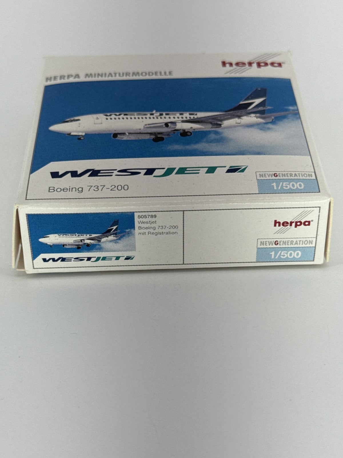 Herpa Wings WestJet Boeing 737-200 1:500 Diecast Model Airplane 505789