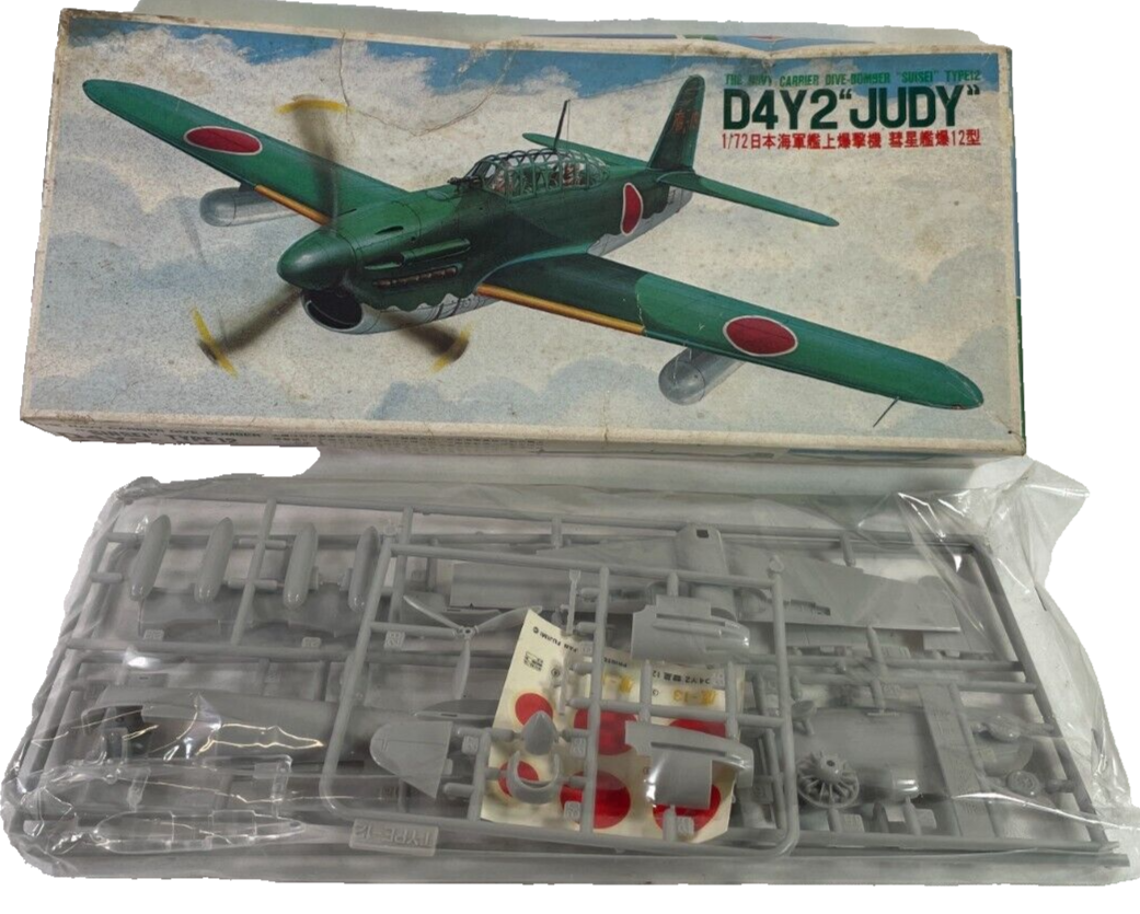WWII Fujimi D4Y2 Judy Suisei Type12 1/72 IJN Dive Bomber Model Kit Vtg Rare
