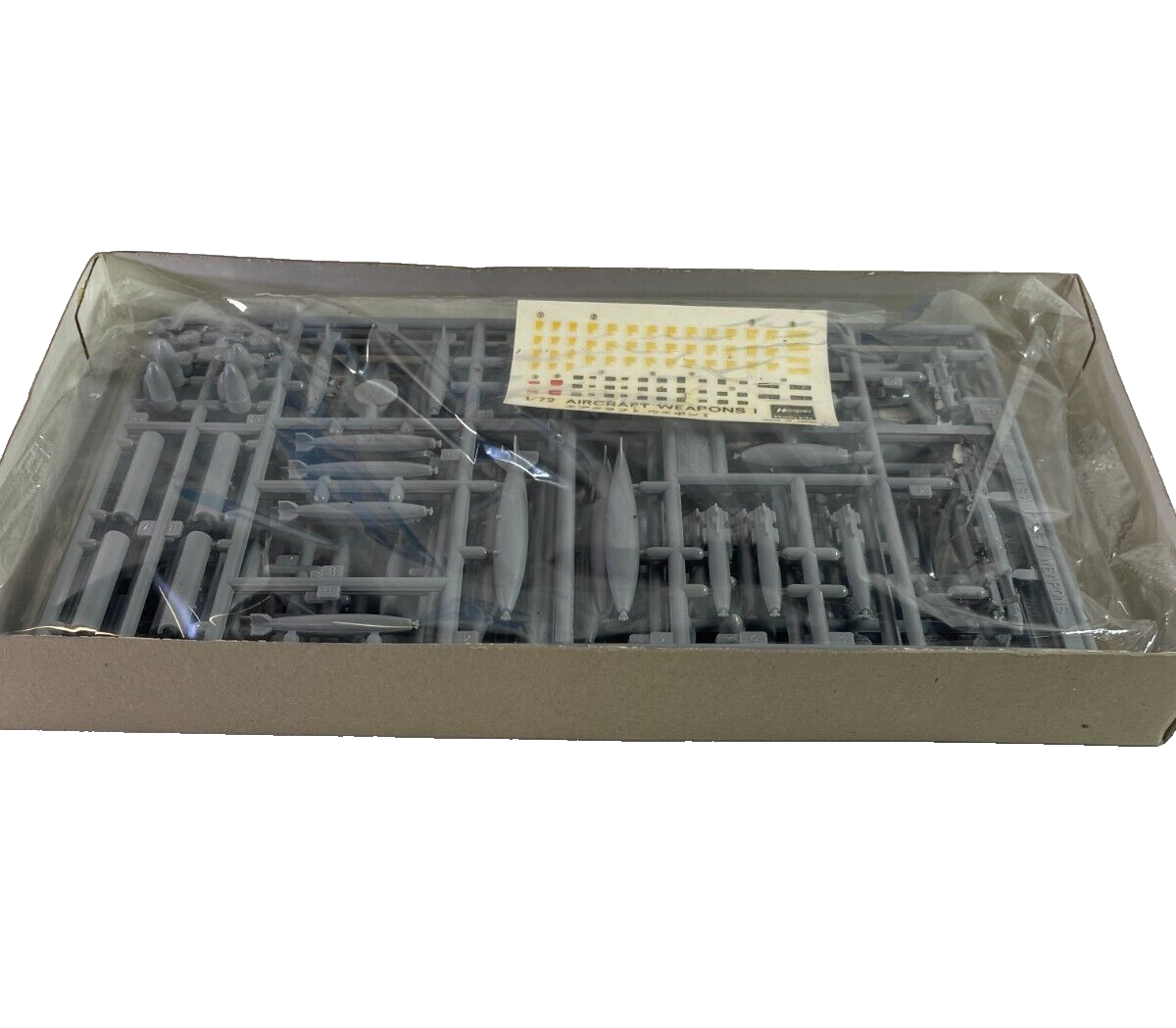 1/72 US Bombs & Rocket Launchers Set β Perfect for Modern Military Aircraft Dior