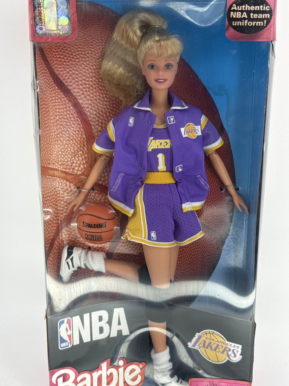 1998 Barbie NBA Los Angeles Lakers Doll Mattel #20704 Blonde Authentic Uniform