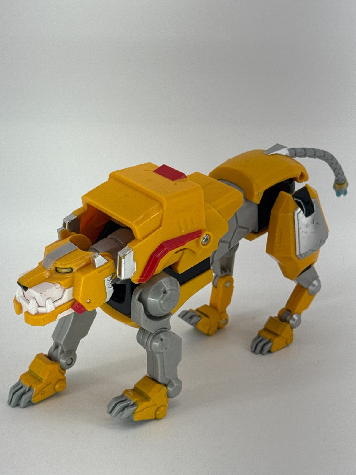 Voltron Yellow Lion 2017 Playmates Legendary Defender Arm Bot Figure Loose