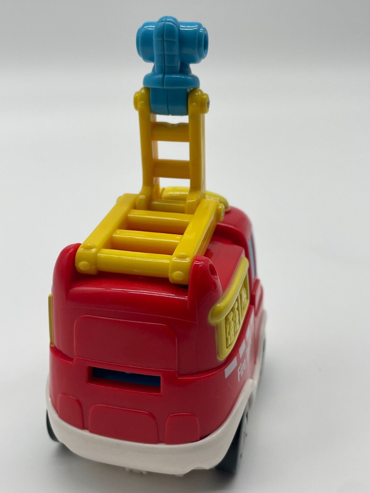VTech Go Go Smart Wheels Red Fire Truck Tall Ladder Lights Sounds Toy Car