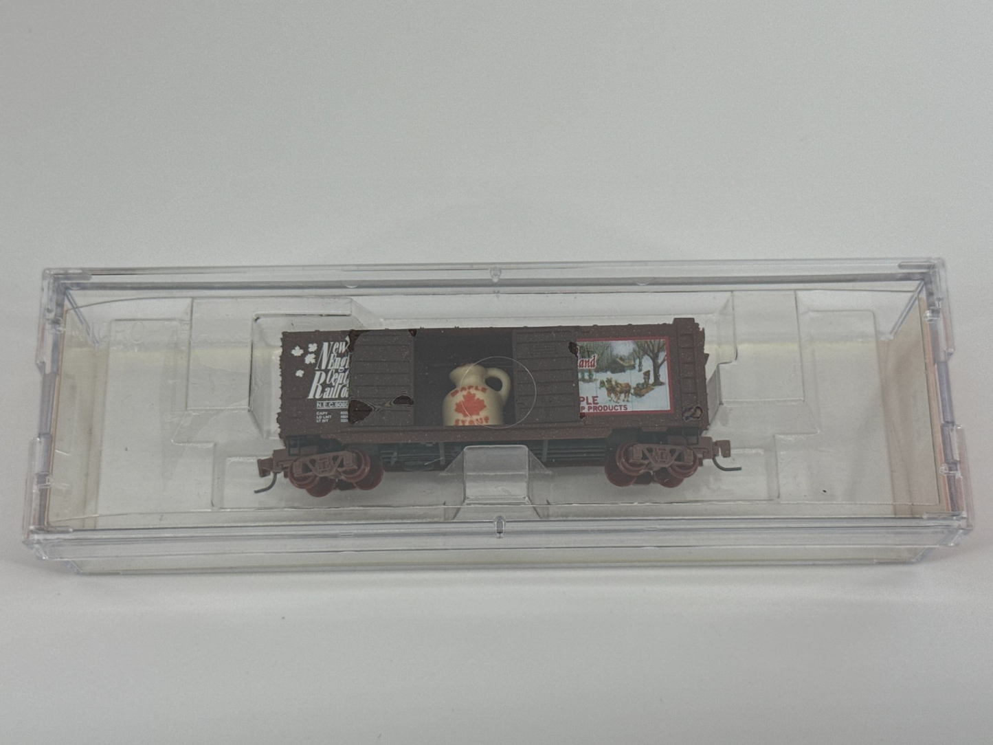 Z Scale Maple Syrup Set Micro-Trains + Sugar House Kit Nansen MTL 2007 Rare