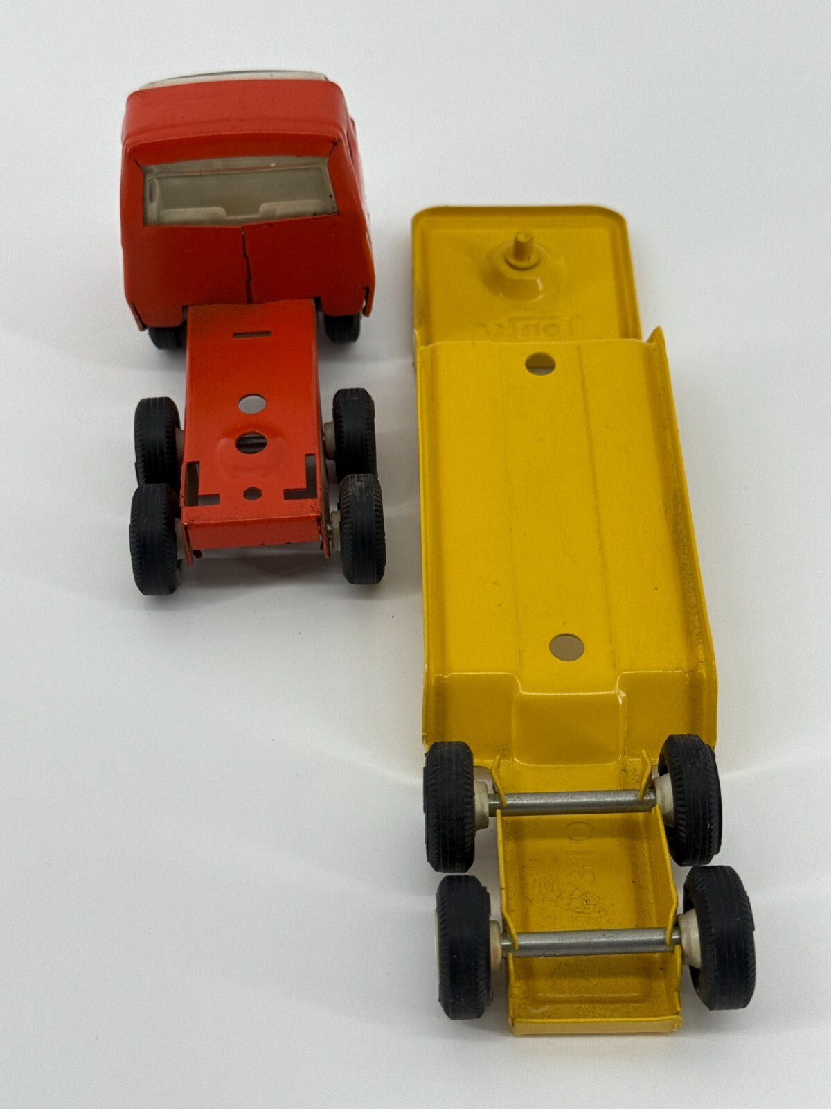 VTG 1970s Tonka Lowboy Flatbed Hauler Truck Dump Trailer Yellow Red Diecast Stee