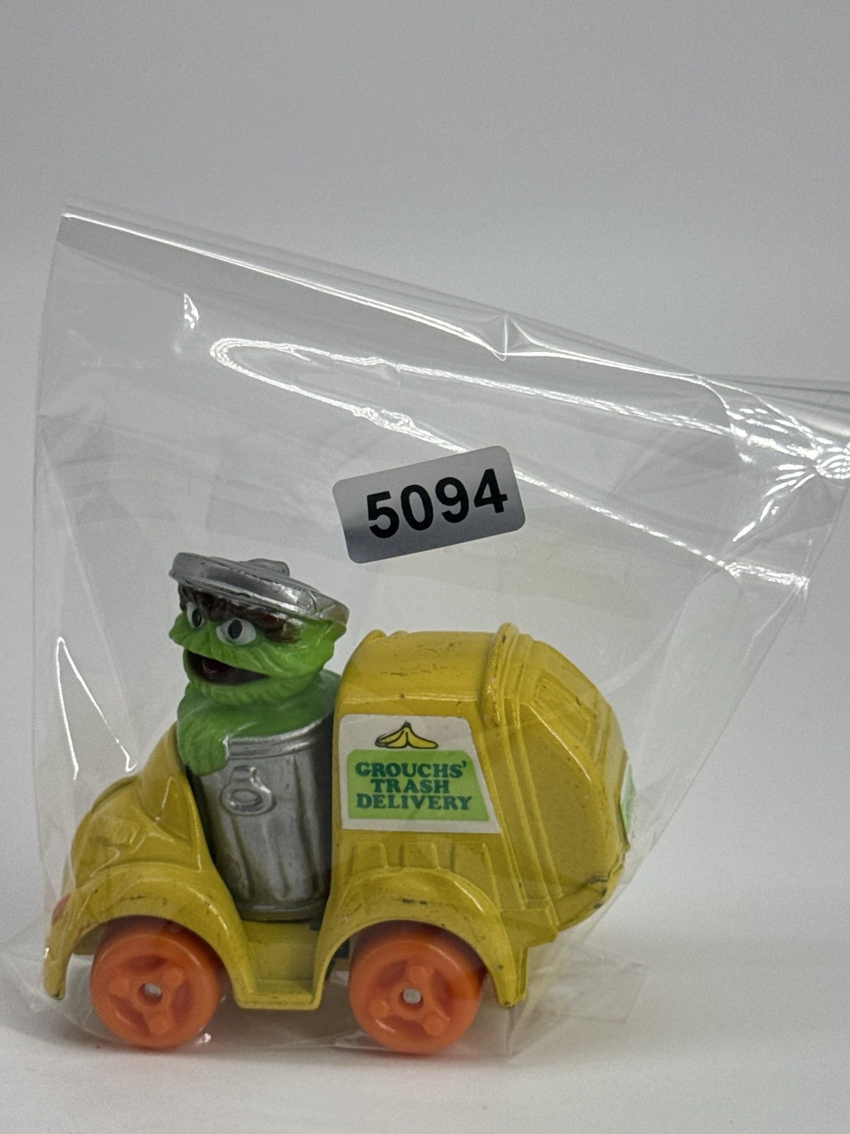 1982 Playskool Sesame Street Oscar The Grouch Truck