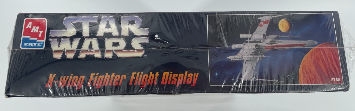 Star Wars X-Wing Fighter Flight Display AMT ERTL Model Kit 8788 SEALED