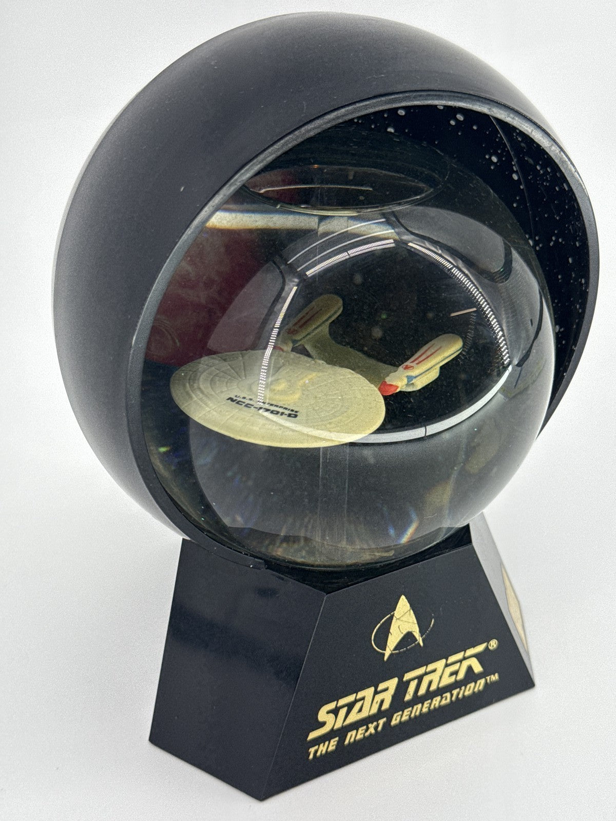 1992 Hallmark Star Trek USS Enterprise NCC-1701 Lighted Star Globe Vintage