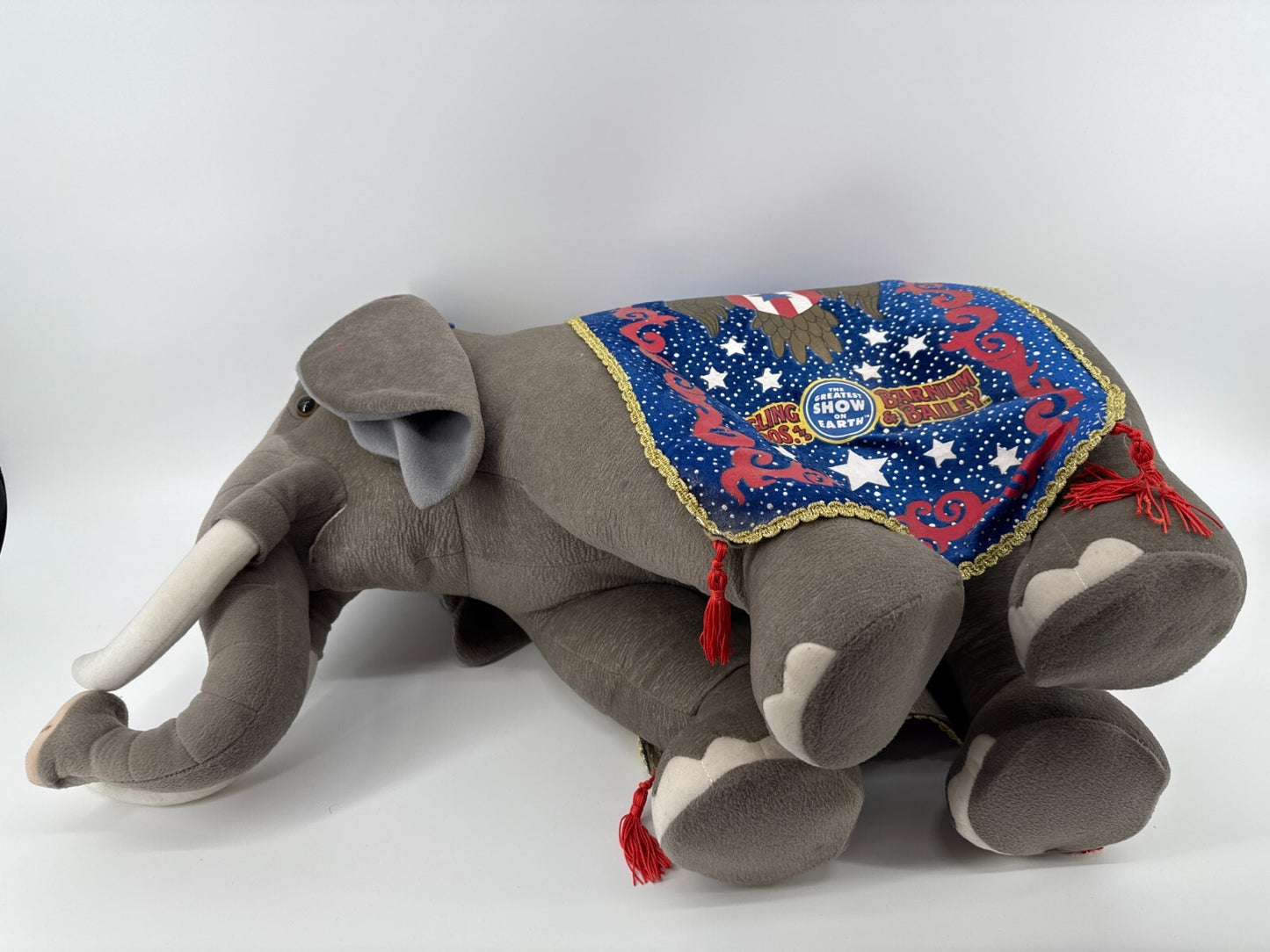 Ringling Bros Barnum Bailey Circus Elephant 141st Edition Plush 28β Feld