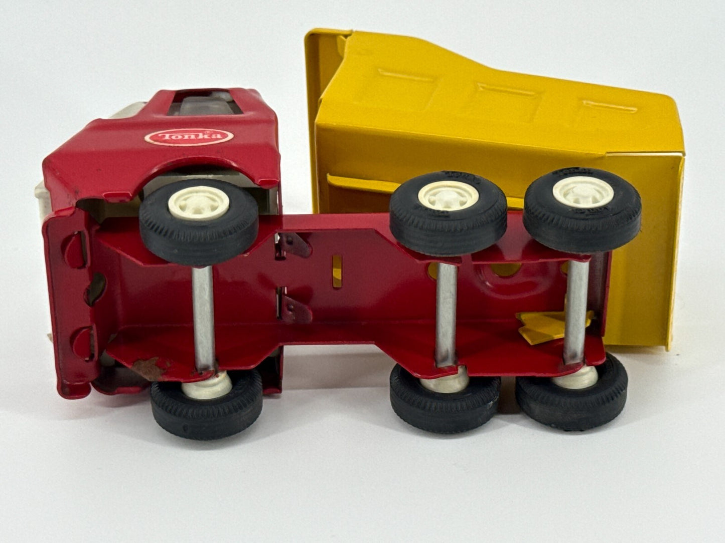 VTG 1970s Tonka Lowboy Flatbed Hauler Truck Dump Trailer Yellow Red Diecast Stee