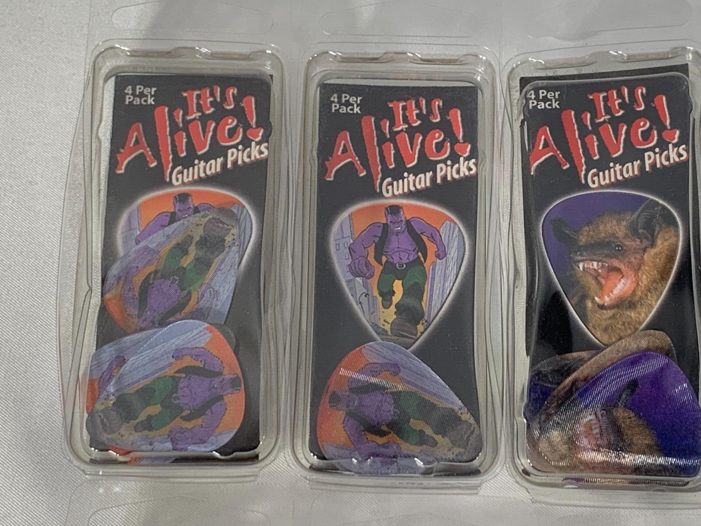 Hot Picks It’s Alive Guitar Picks Lot of 15 Packs Horror Theme 60 Total Medium