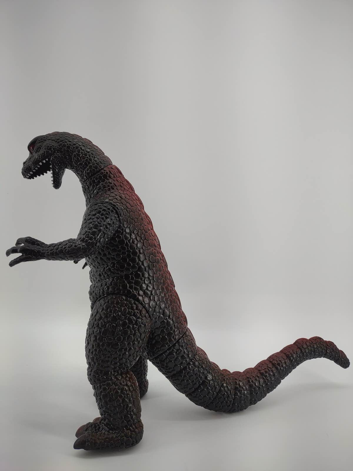 1997 Dormei Godzilla 15" Poseable Action Figure Red Black UKRD Dinosaur