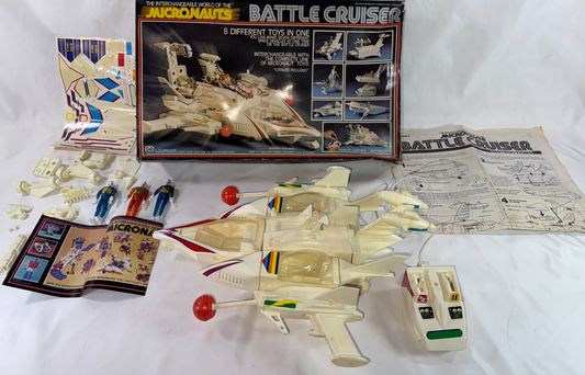 Vintage 1977 Mego Micronauts Battle Cruiser Playset Incomplete 3 Figures Boxed