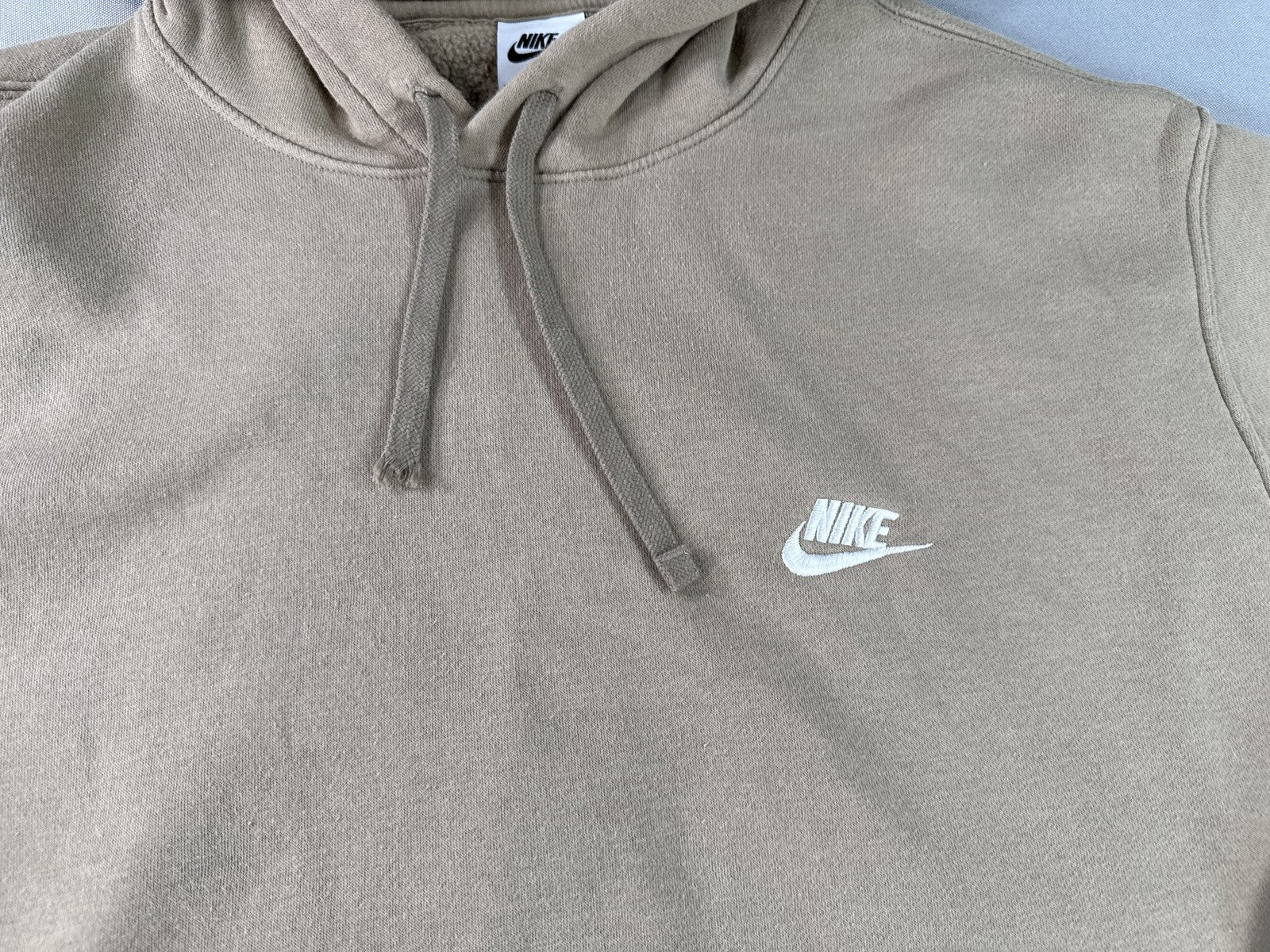 Nike BV2654 247 Pullover Hoodie Mens XXL TTG EEG Tan Cotton Blend Graphic Fleece