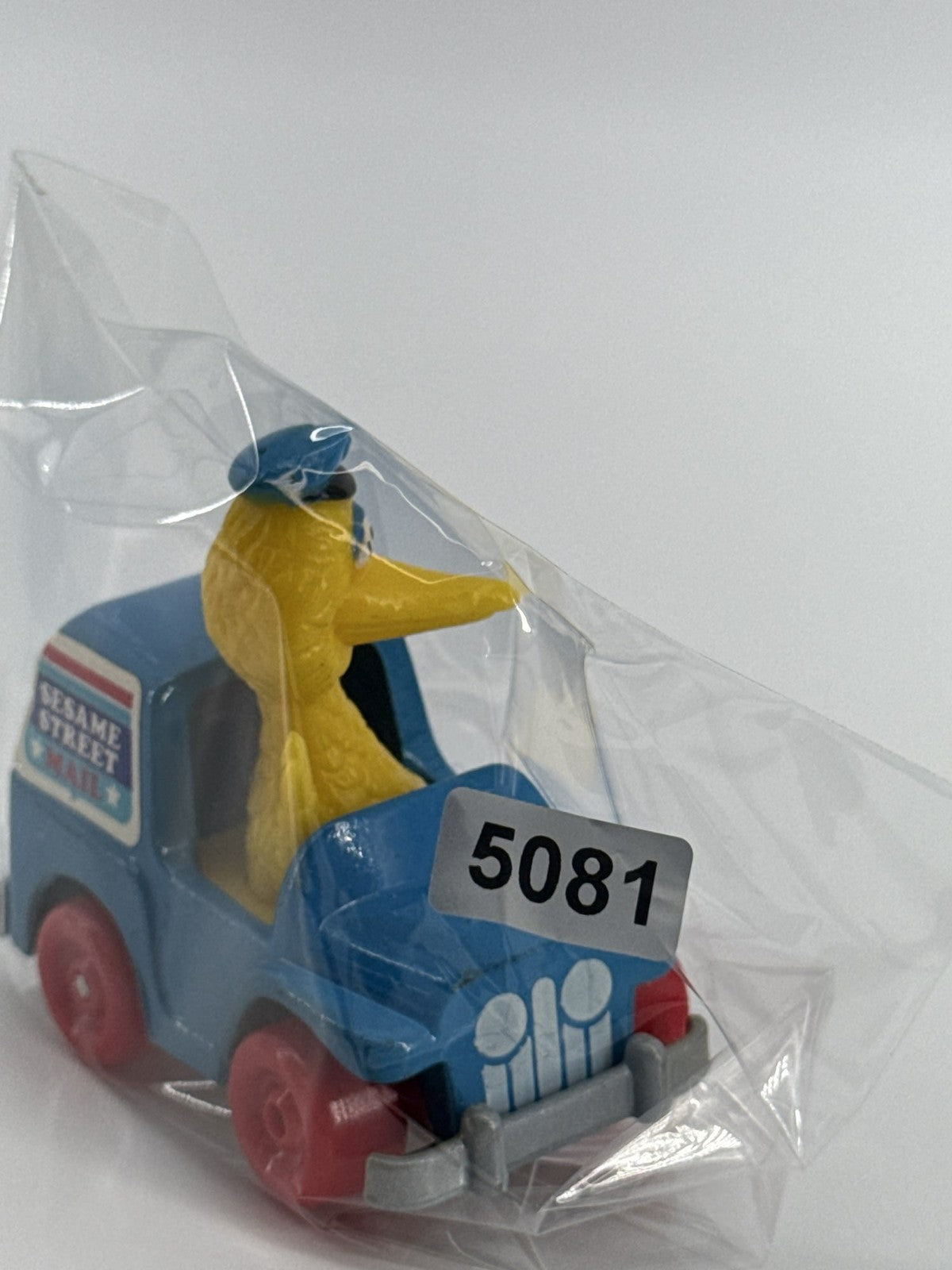 1982 Hasbro Sesame Street Big Bird Mail Truck Die Cast Muppets USPS Toy