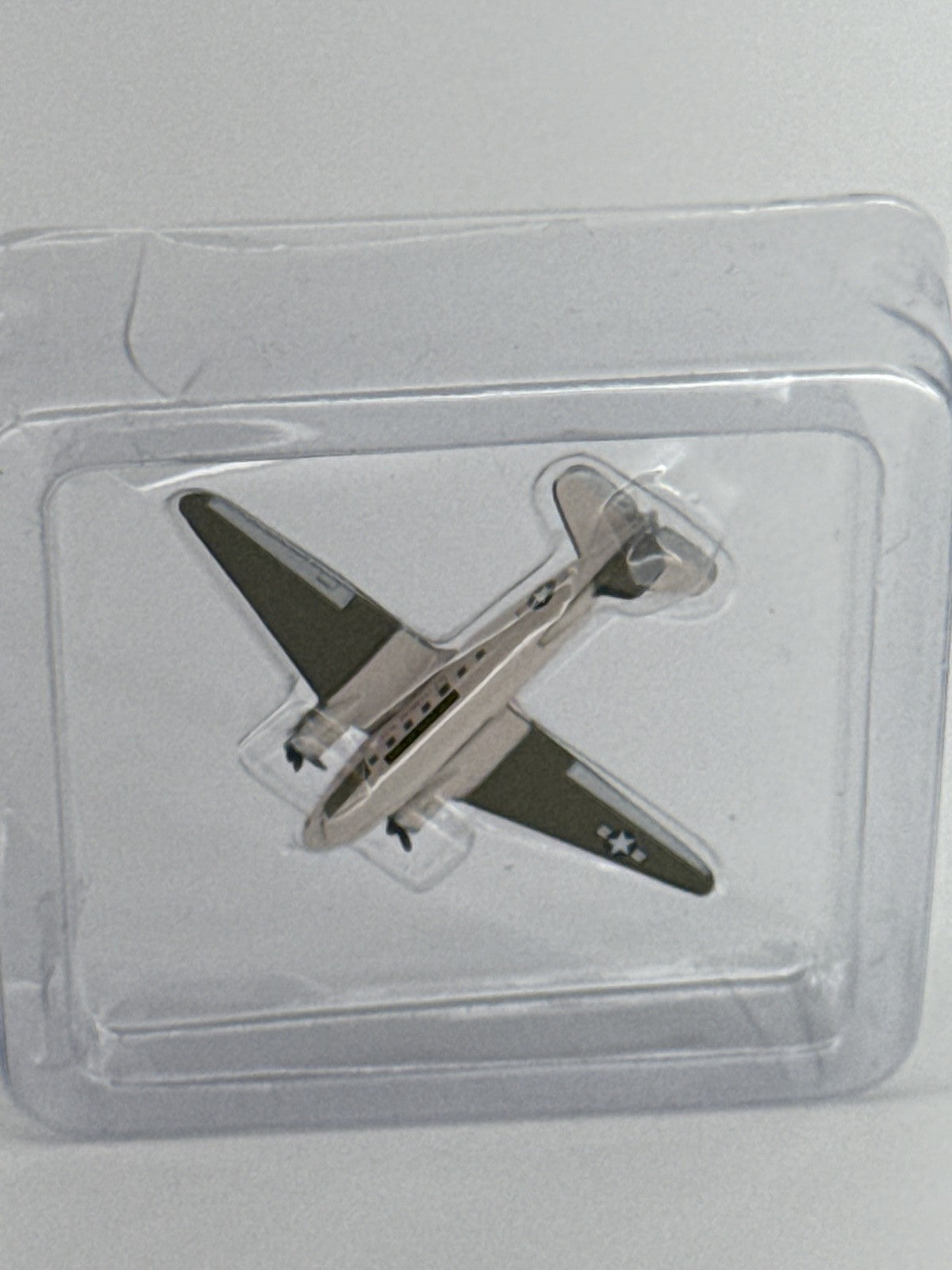 Herpa Wings Douglas C-47 Fassberg Flyer 1:500 Berlin Airlift USAF 511377