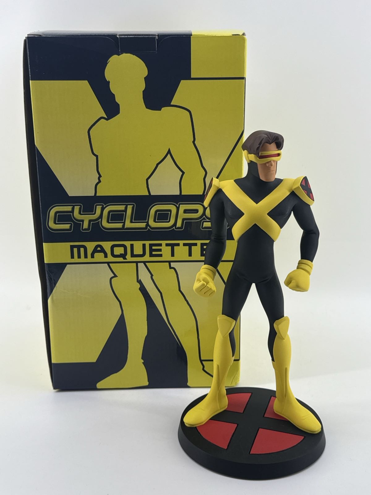Hard Hero Marvel X-Men Evolution Cyclops Maquette Statue Yellow Black
