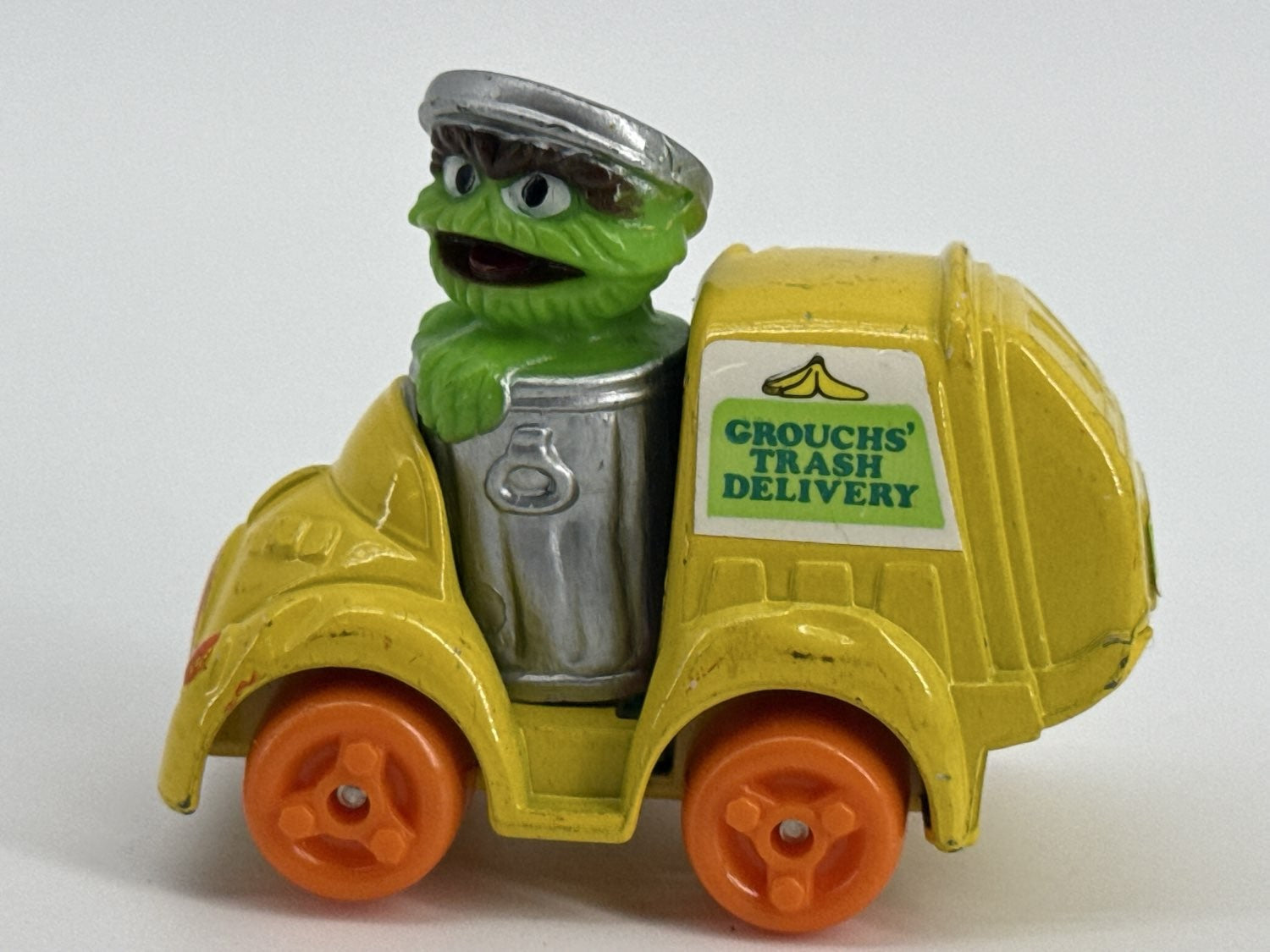 1982 Playskool Sesame Street Oscar The Grouch Truck