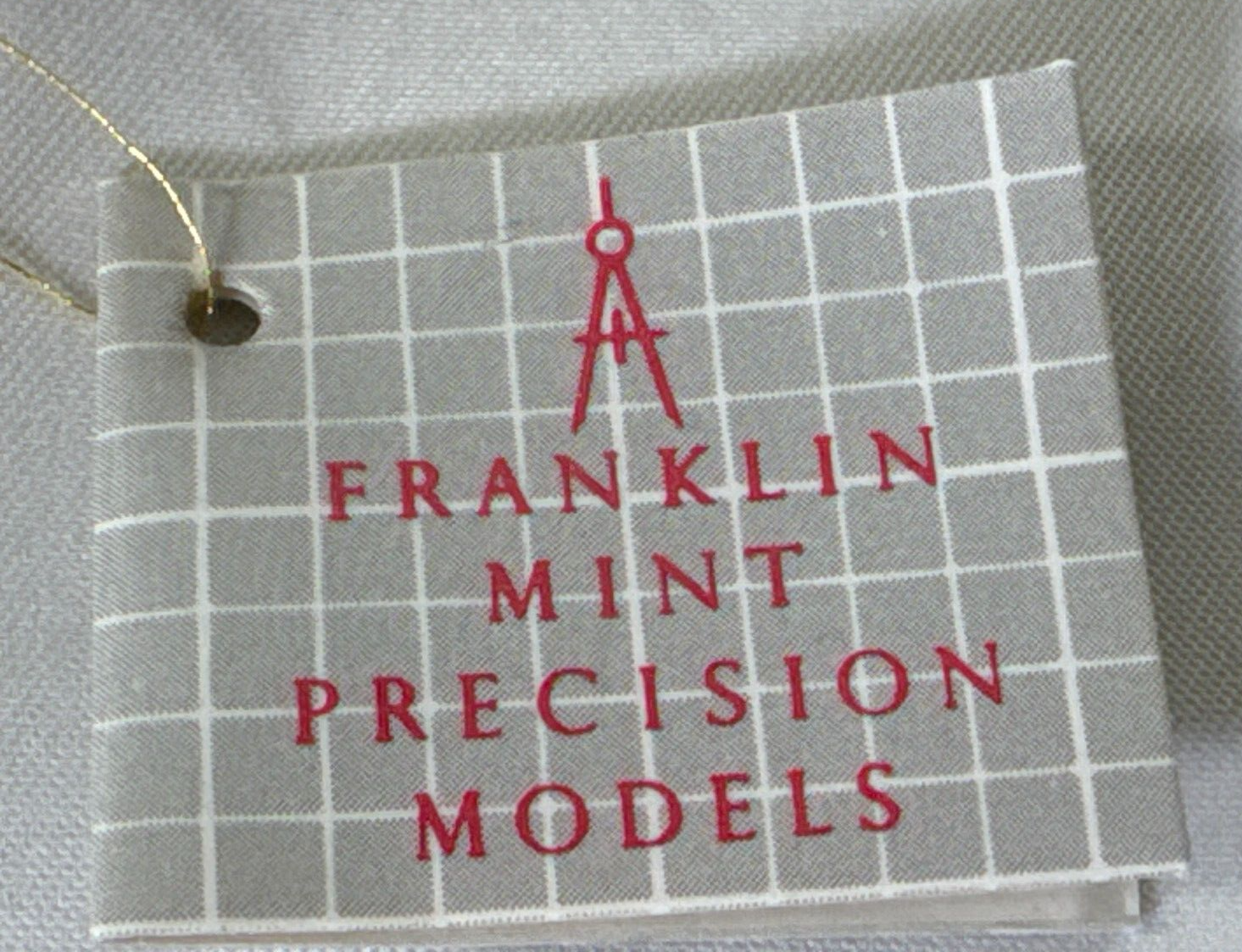 Franklin Mint 1938 Jaguar SS-100 1:24 Diecast Cream Ivory w/ Tag Chrome Wire