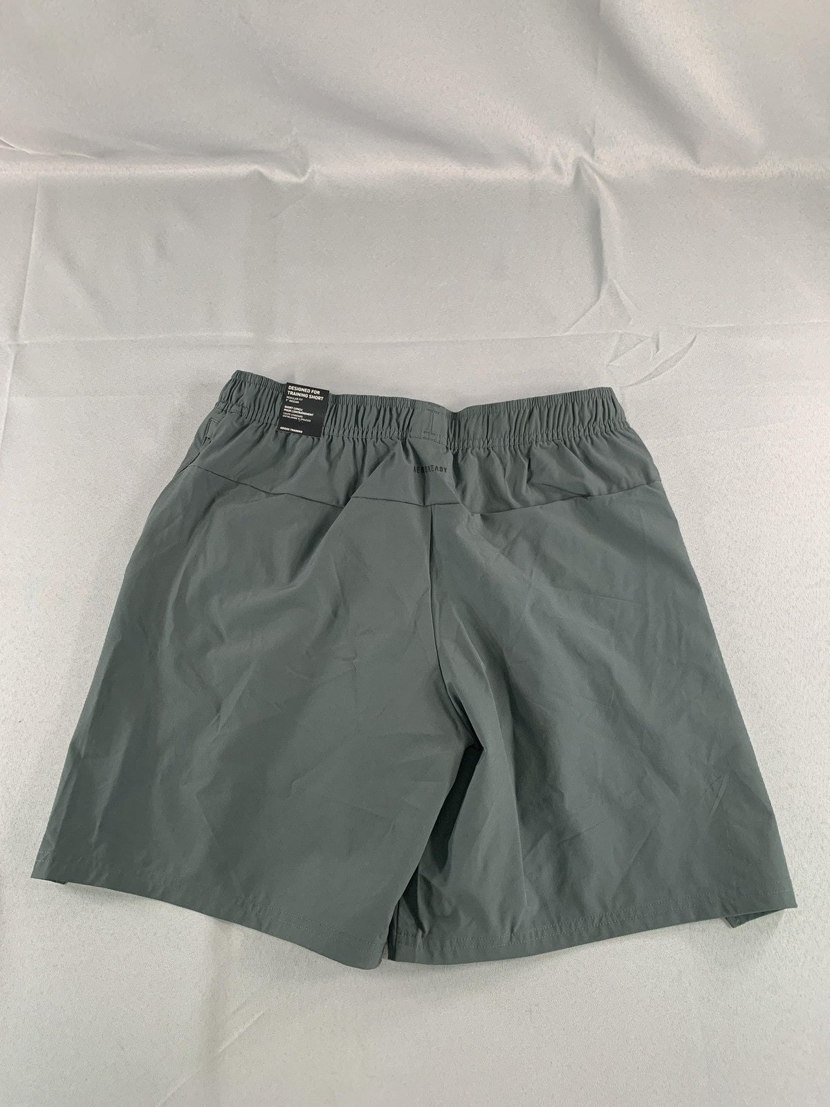 Adidas Shorts Mens Medium Gray Designed for Training AEROREADY Zip Pocket Gym