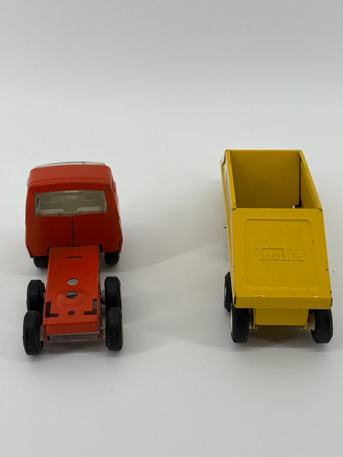 VTG 1970s Tonka Mini Bottom Dump Truck Yellow Orange Cab Steel Toy 9.25” USA Mad