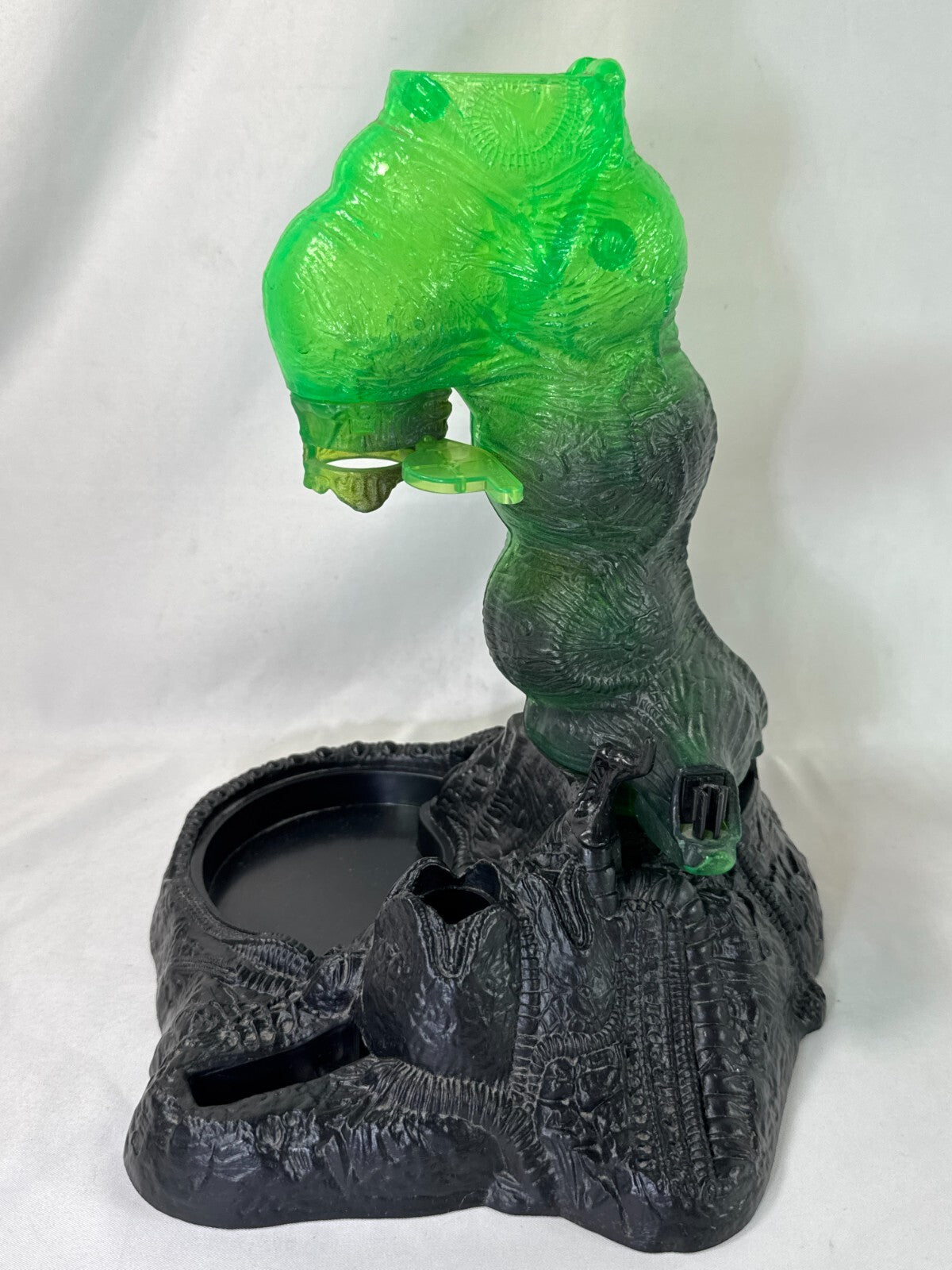 Kenner 1994 Aliens Queen Hive Playset + Queen Xenomorph Figure Loose Complete