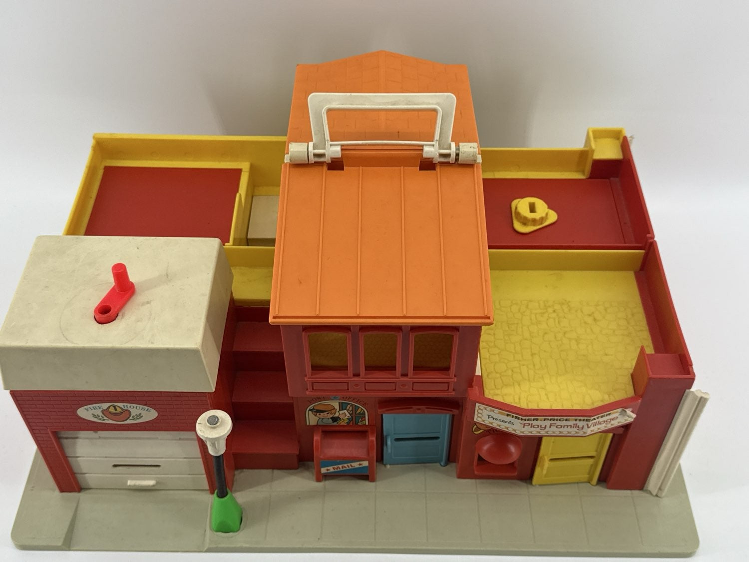 1973 Fisher Price Little People Village Fire House Post Office