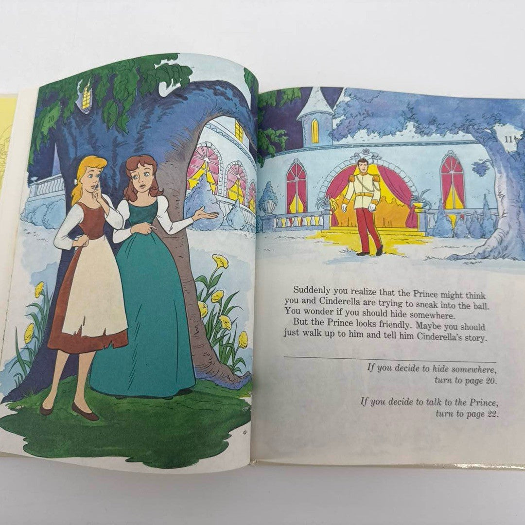 Disney Cinderella's Magic Adventure Book 1985