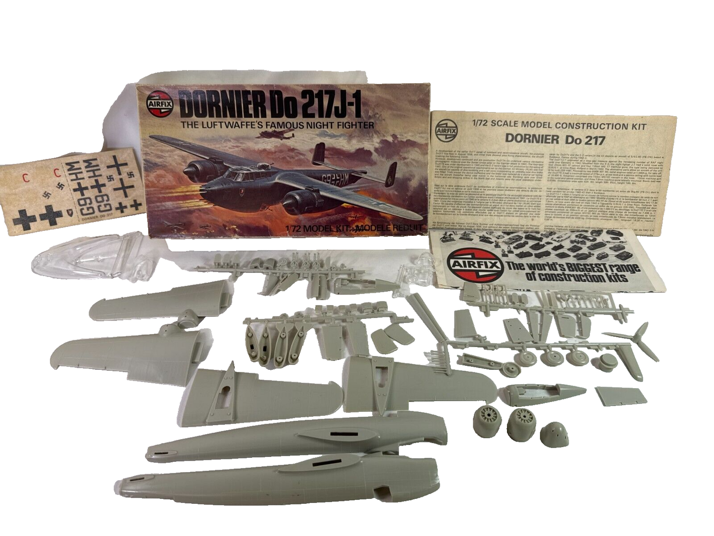 Airfix Dornier Do 217J-1 1/72 WWII Night Fighter Kit #04020-6 Complete Vintage