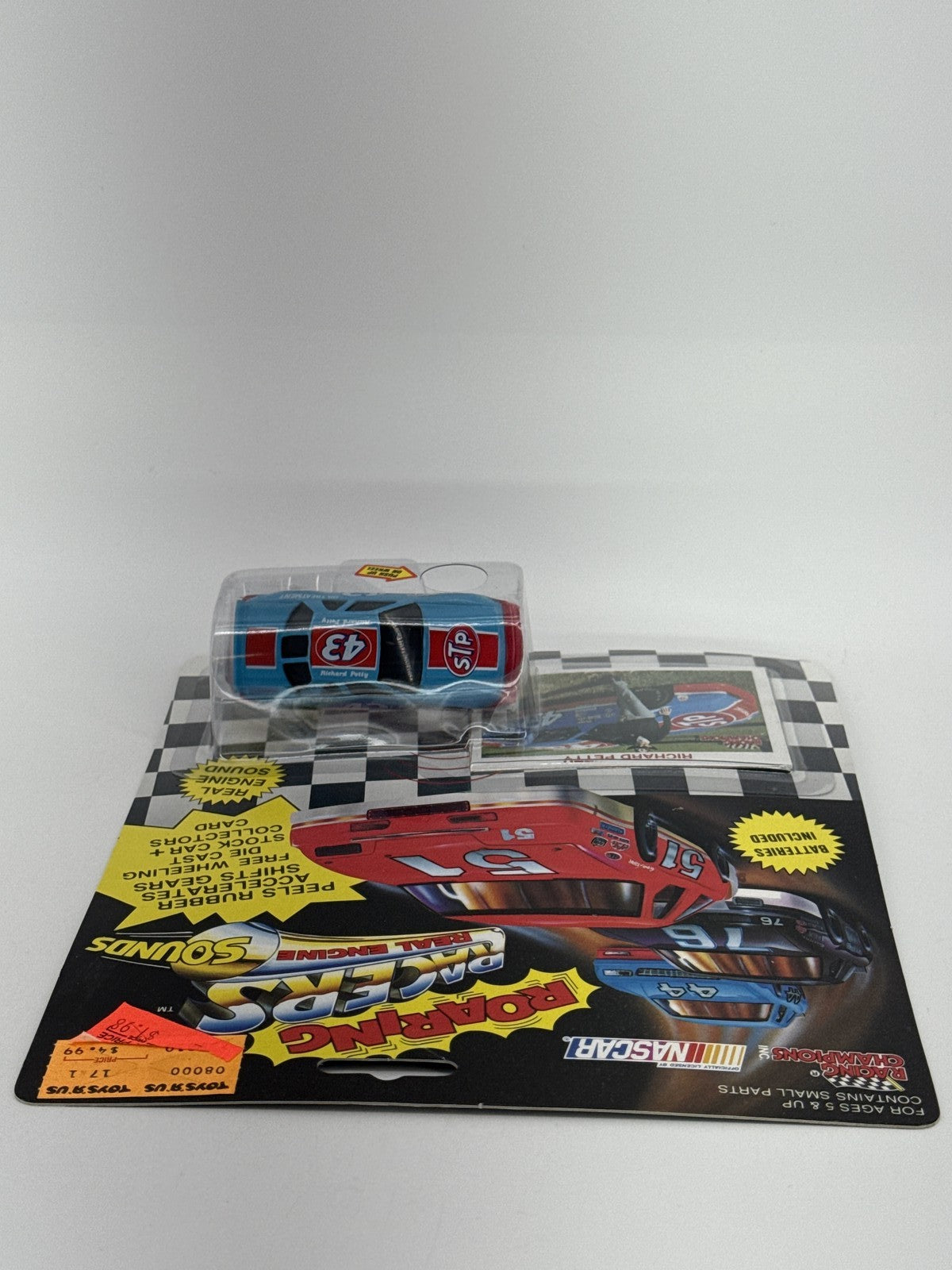 Richard Petty #43 Racing Champions Roaring Racers Real Engine Sounds 1:64 NASCAR