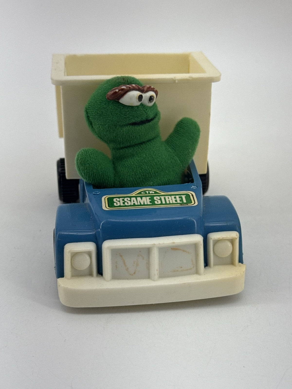 1993 Tyco Sesame Street Cars Elmo Oscar Bert