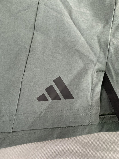 Adidas Shorts Mens Medium Gray Designed for Training AEROREADY Zip Pocket Gym
