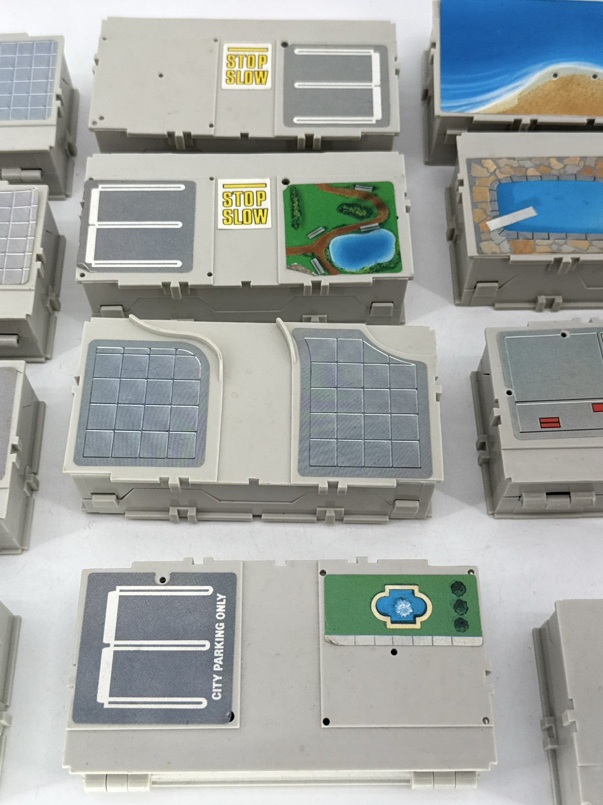 VTG Galoob Micro Machines Travel City Battle Block Playset Lot 1987 Lot Of 14