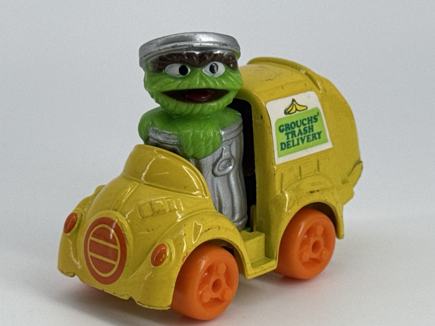 1982 Playskool Sesame Street Oscar The Grouch Truck