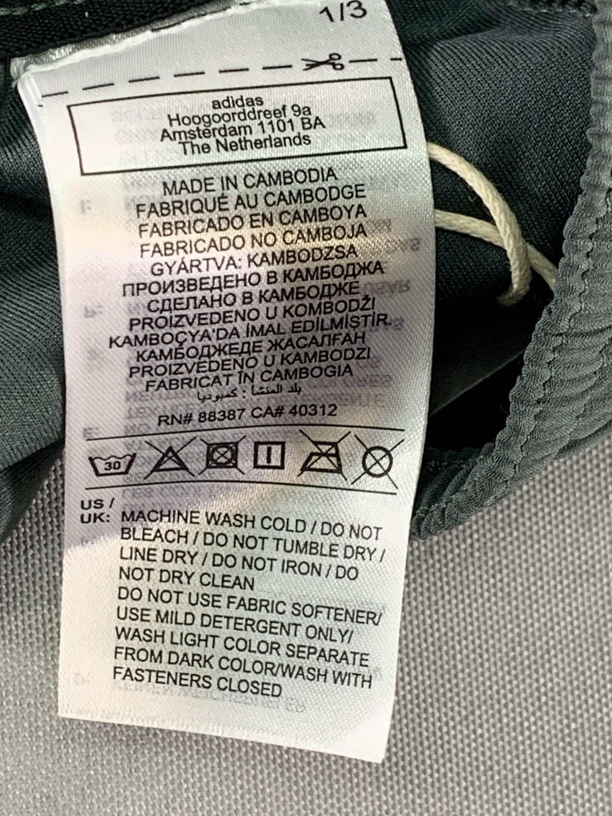 Adidas Shorts Mens Medium Gray Designed for Training AEROREADY Zip Pocket Gym