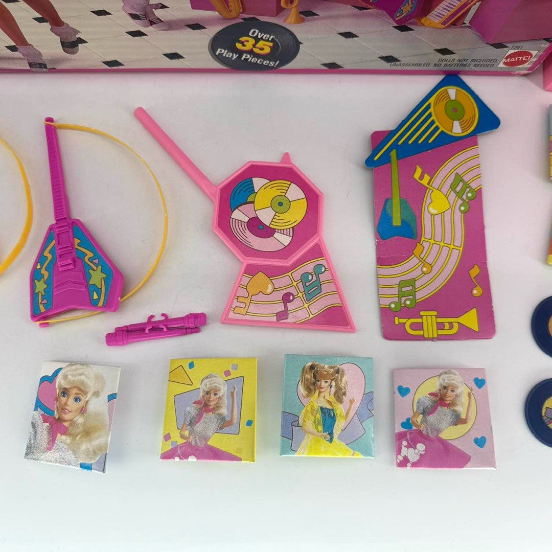 1987 Mattel Barbie Music Shop Playset #7361 Box Accys