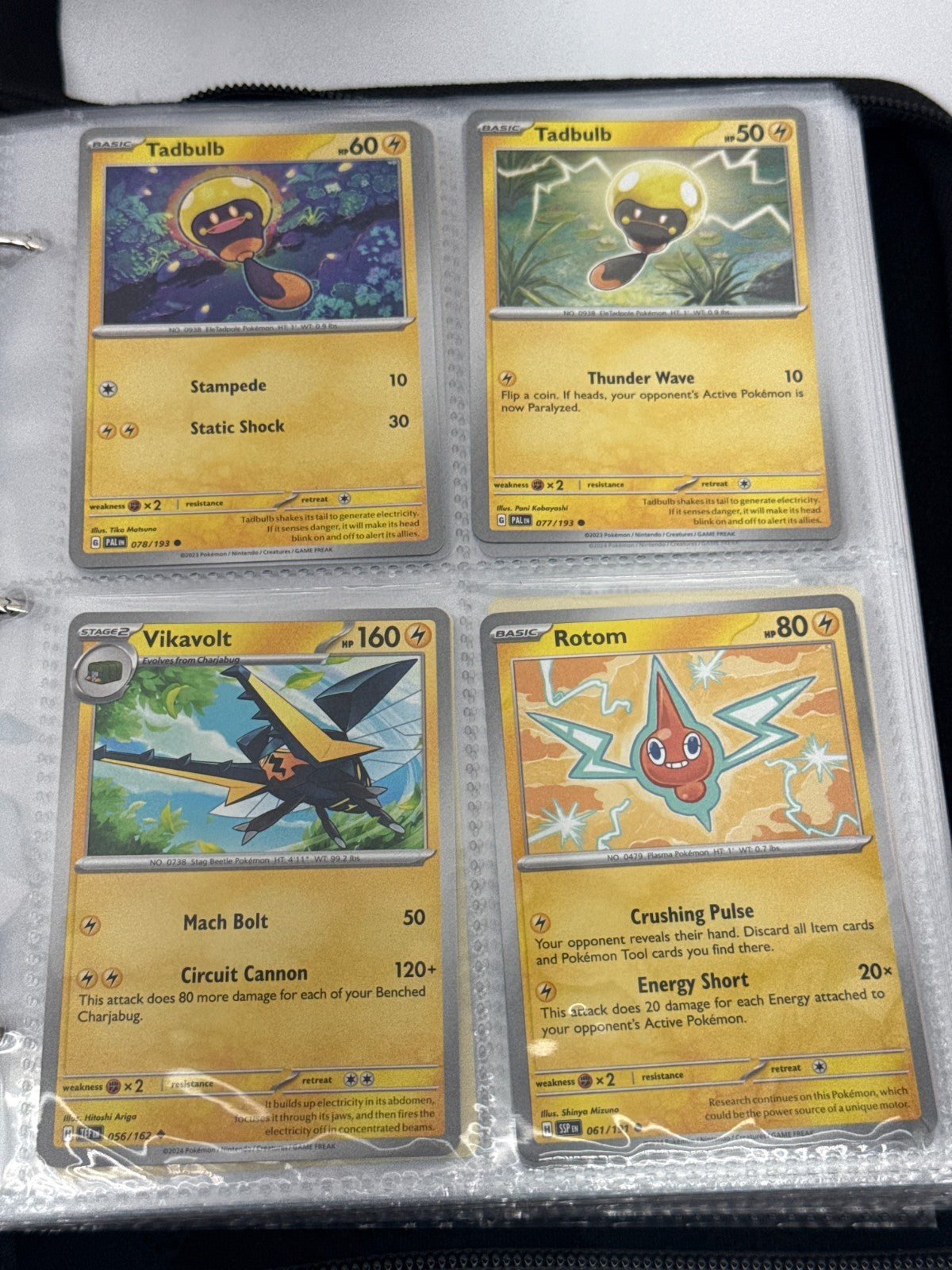 Pokémon Electric Card Lot Raichu Binder 100+ Lightning Type Bulk Non-Holo Set