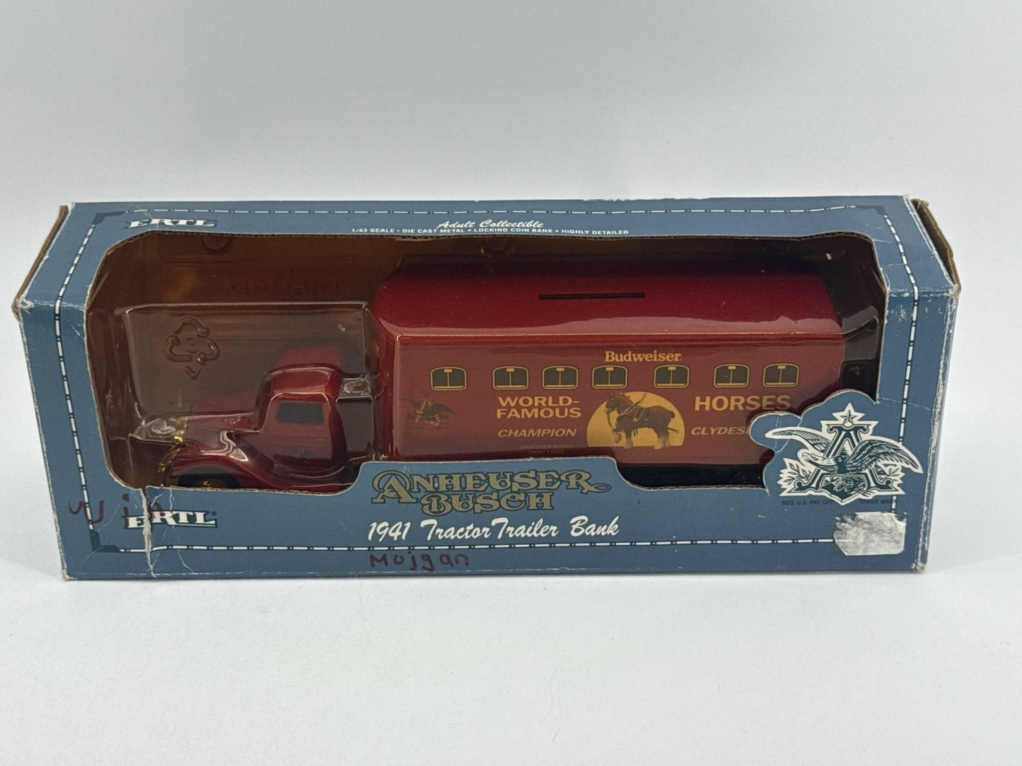 Ertl Anheuser Busch 1941 Tractor Trailer Bank 1/43 Die Cast Clydesdales
