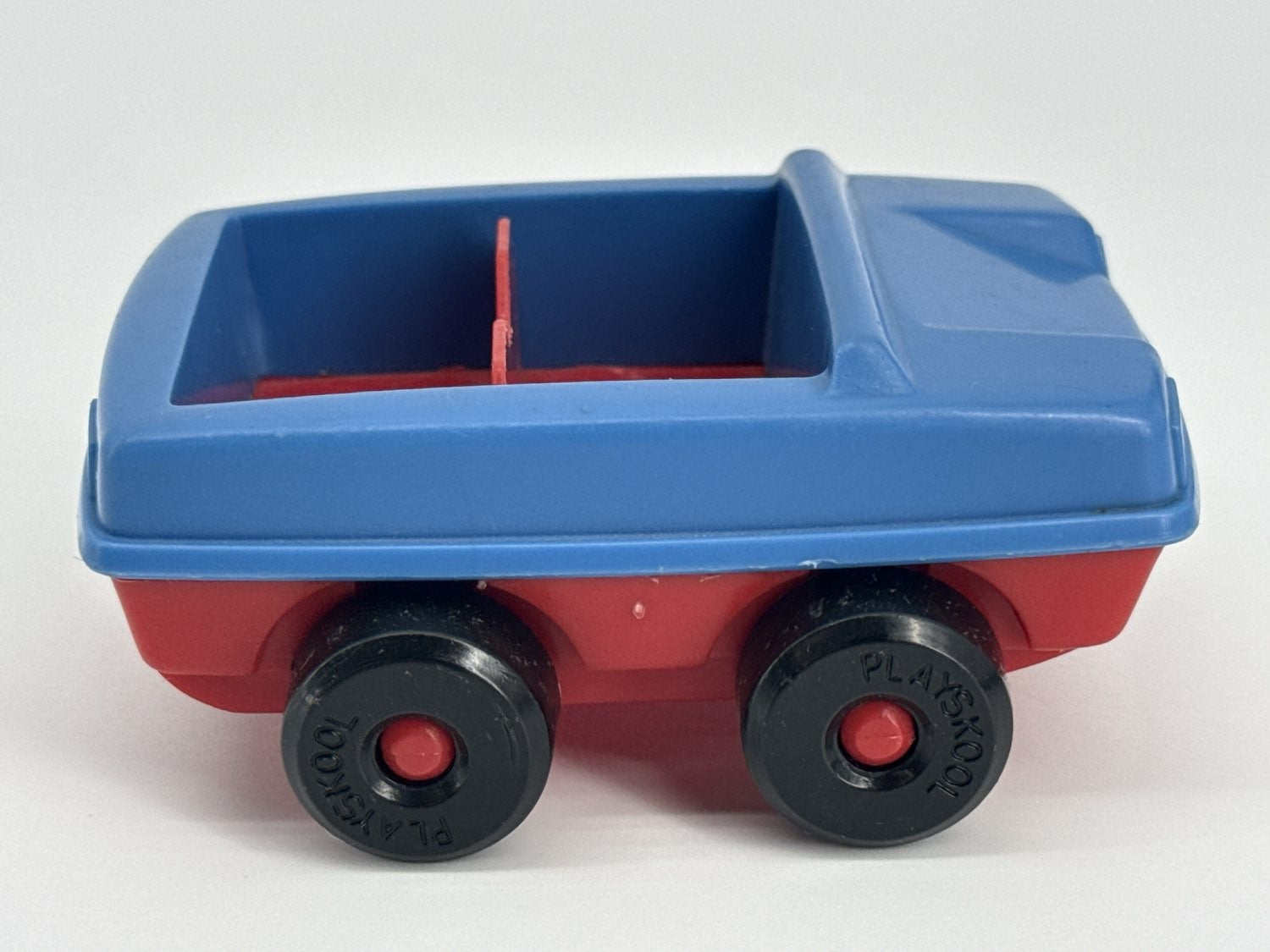 1974 Playskool Familiar Places #480 Red Blue Car Toy Block People