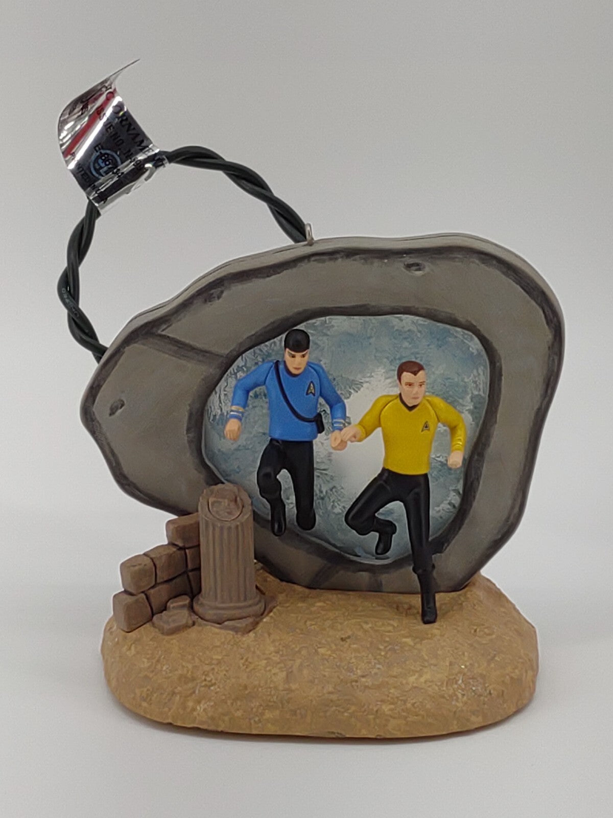 Hallmark 2004 Star Trek City on Edge of Forever Magic Ornament Lights Voice Box