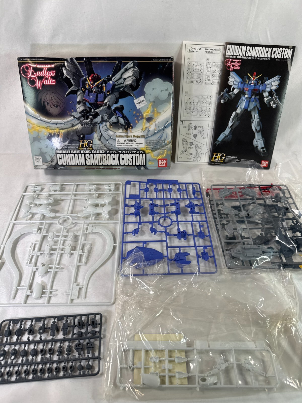 Bandai Gundam Wing Endless Waltz Sandrock Custom HG 1/144 EW-07 Model Kit Open